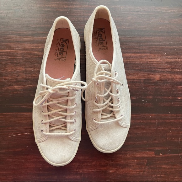 Keds Women's Cream Sneakers - Picture 1 of 8